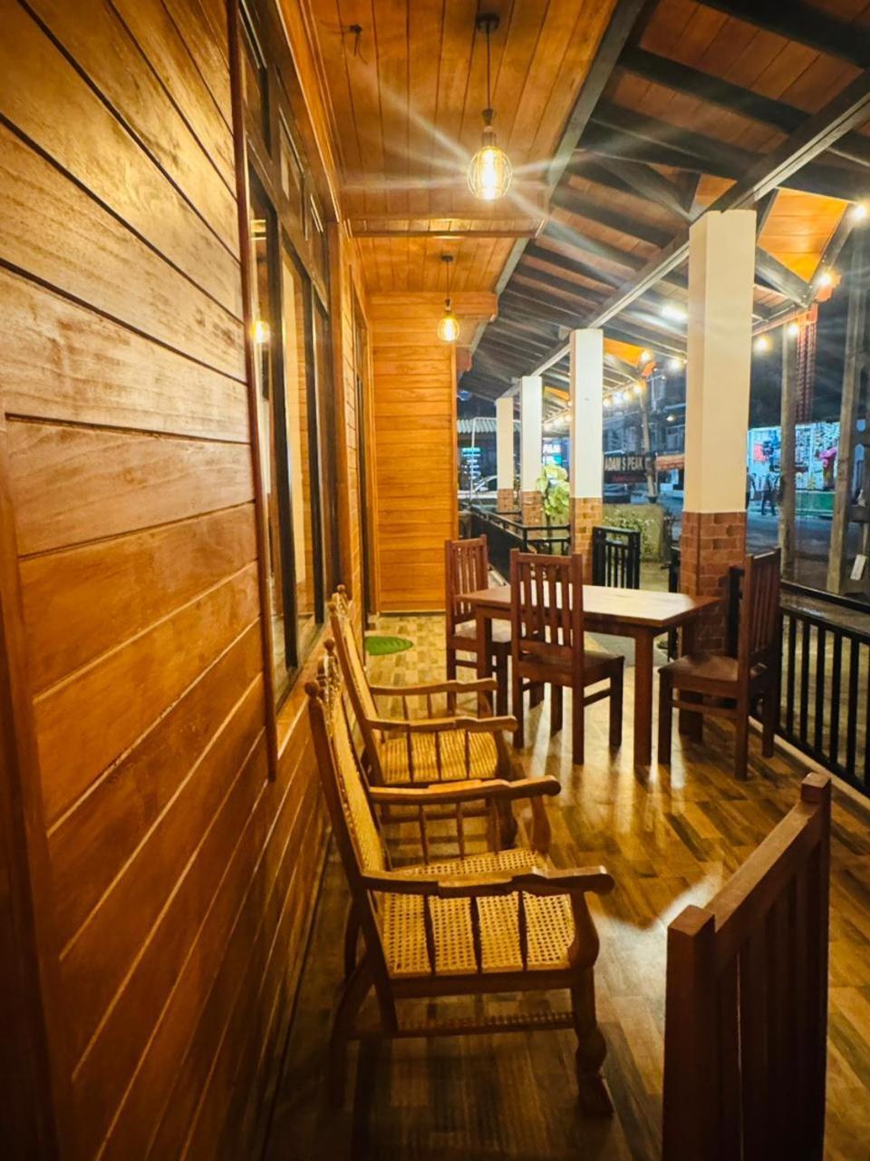 纳拉坦尼亚 Sun Mount Adams Peak酒店 外观 照片