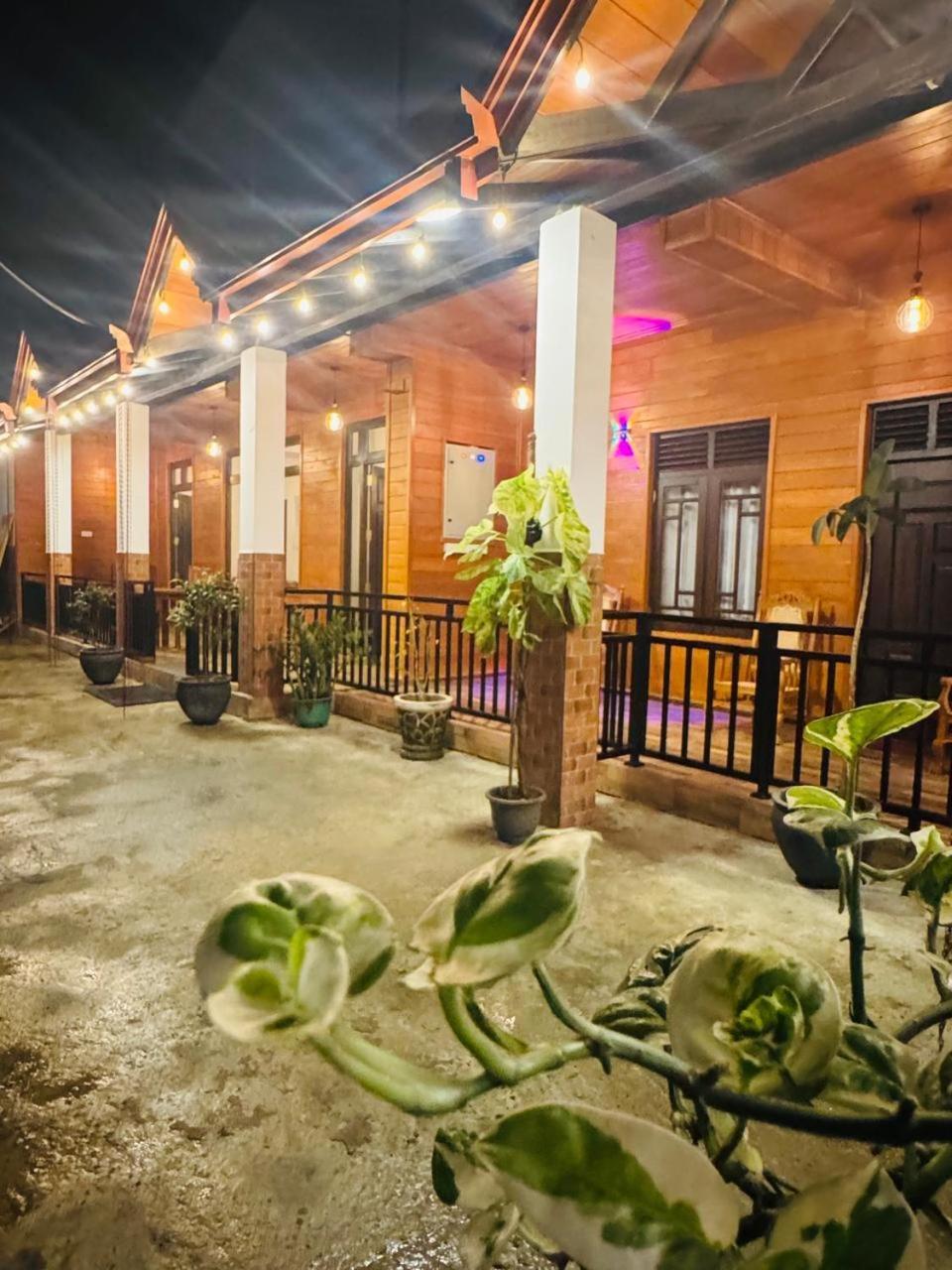 纳拉坦尼亚 Sun Mount Adams Peak酒店 外观 照片
